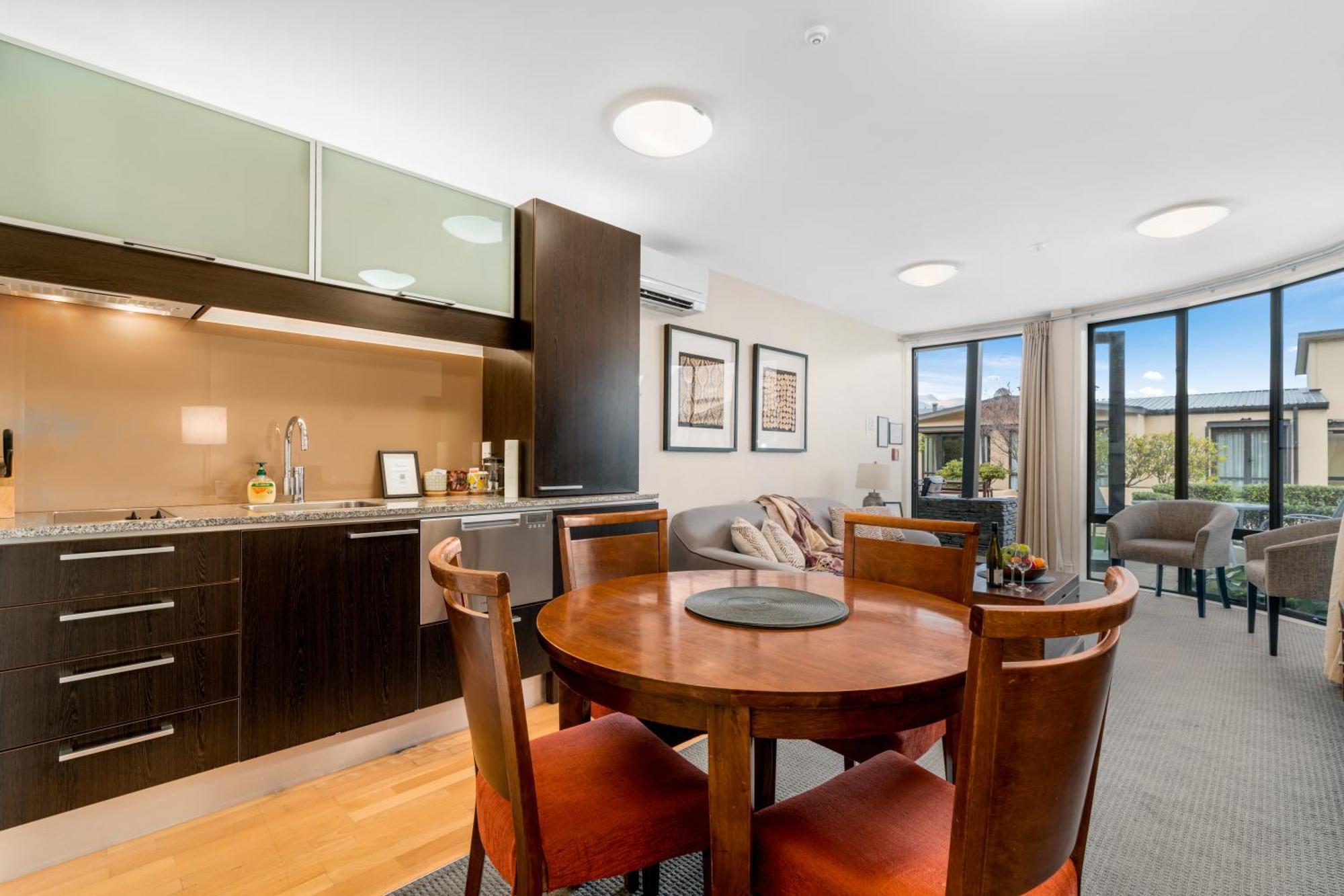 The Beacon - 2 Bedroom Town Center Apartment クイーンズタウン エクステリア 写真
